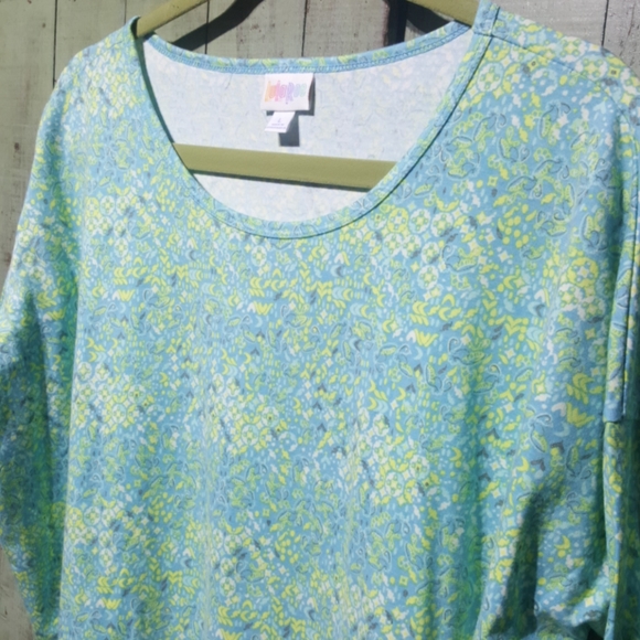 Lularoe Irma - Picture 3 of 3